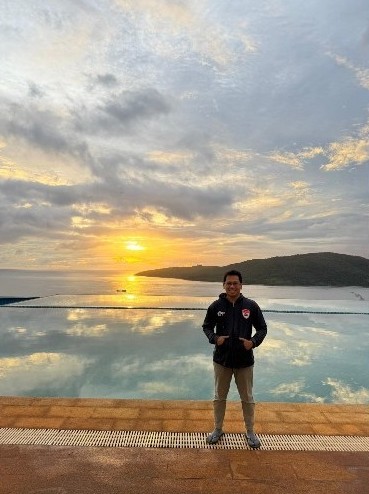 Cahaya langit senja dan keindahan panorama pulau obi Cahaya langit senja dan keindahan panorama pulau obi